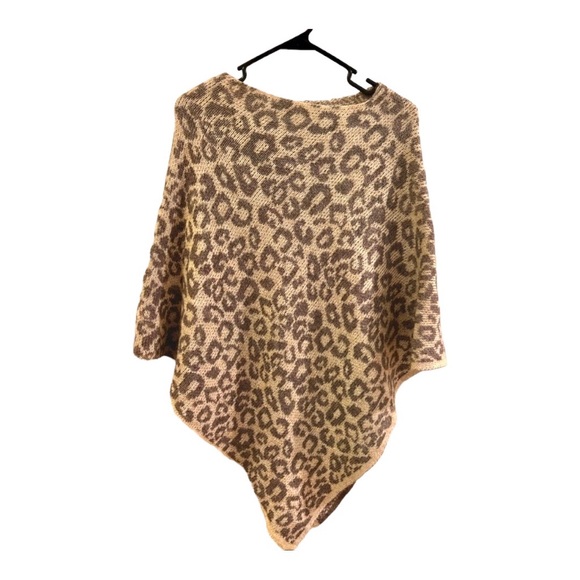 Nardi & Tagliaferri Sweaters - NARDI & Tagliaferri Wool and Mohair blend Leopard/Animal print V-shaped Poncho
